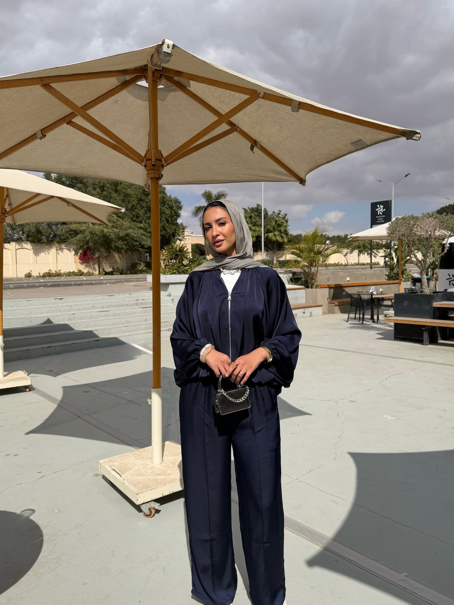 Air flow set- Navy blue