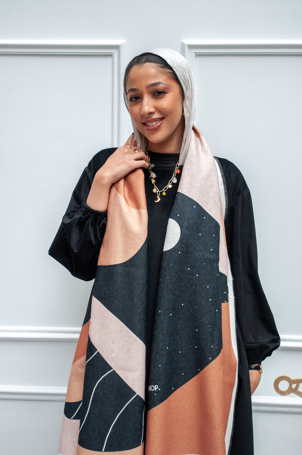 Gazelle night (Wool Scarf)