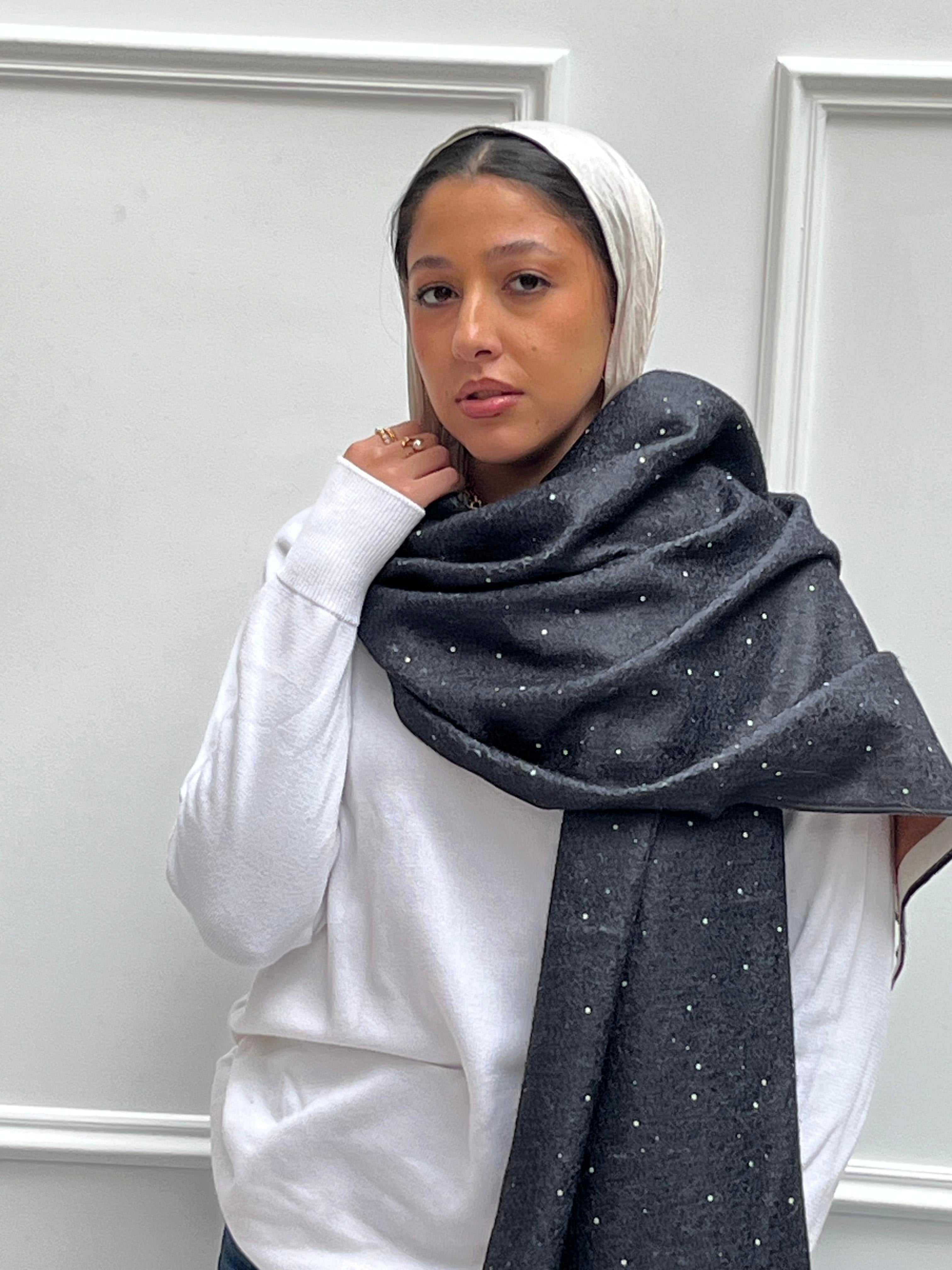 Gazelle night (Wool Scarf)