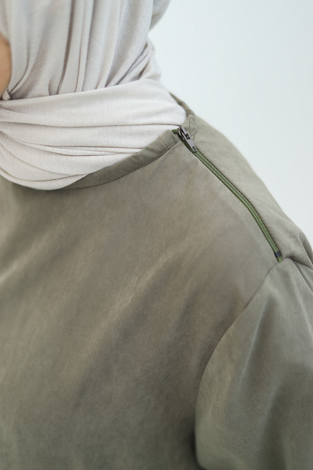 Motion dress- Olive